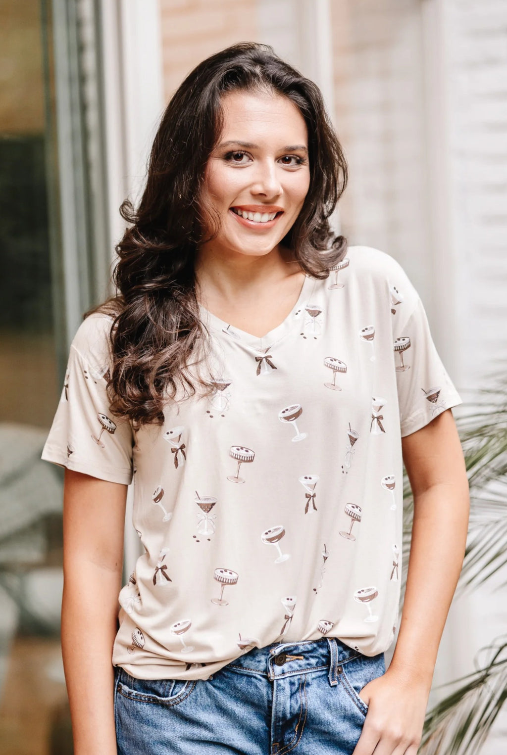 women-s-relaxed-fit-v-neck-in-espresso-martini