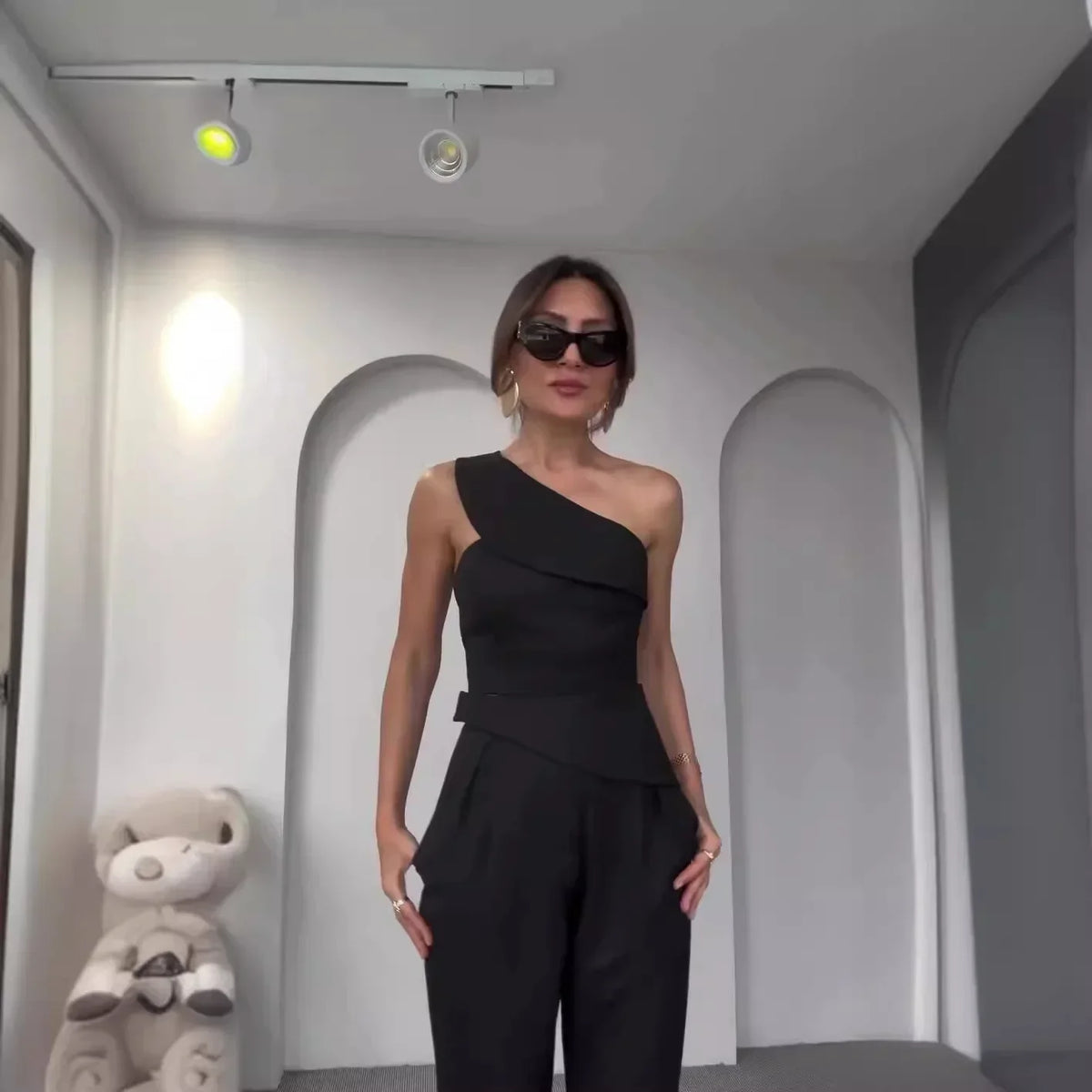 halter-slim-pant-suit