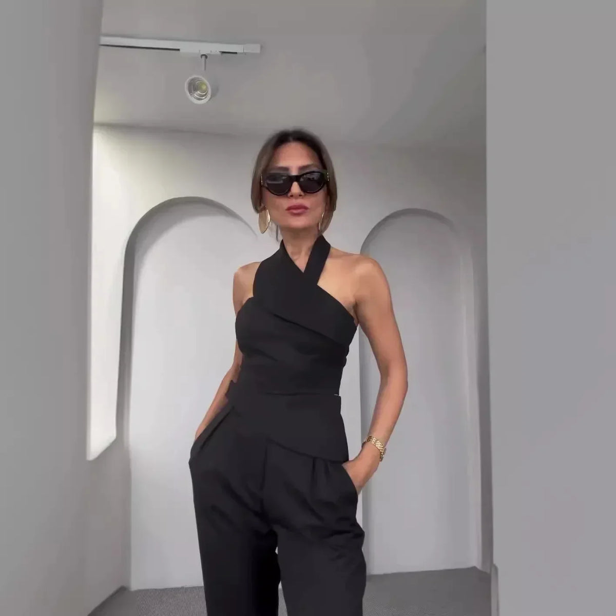 halter-slim-pant-suit